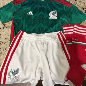 Adidas Toddler size 5T Soccer Jersey Set